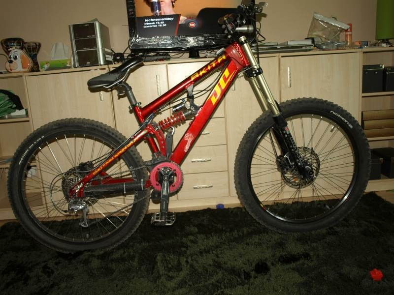 http://is.pinkbike.com/photo/3344/pbpic3344434.jpg