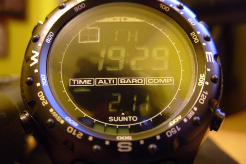 Suunto SS012926110 - X-Lander Military Watch •
